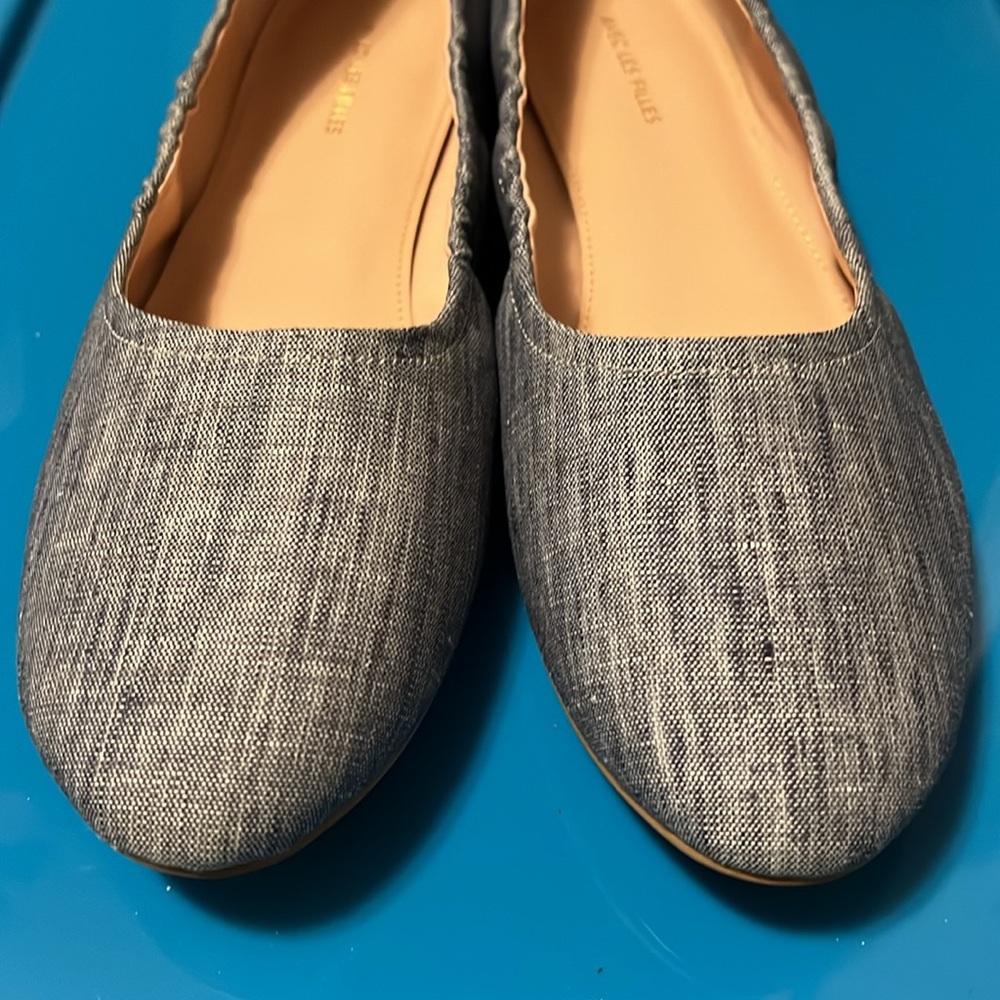 Shoes by Joyce Azria Blue Chambray Flats Size 9.5 The Myrina New